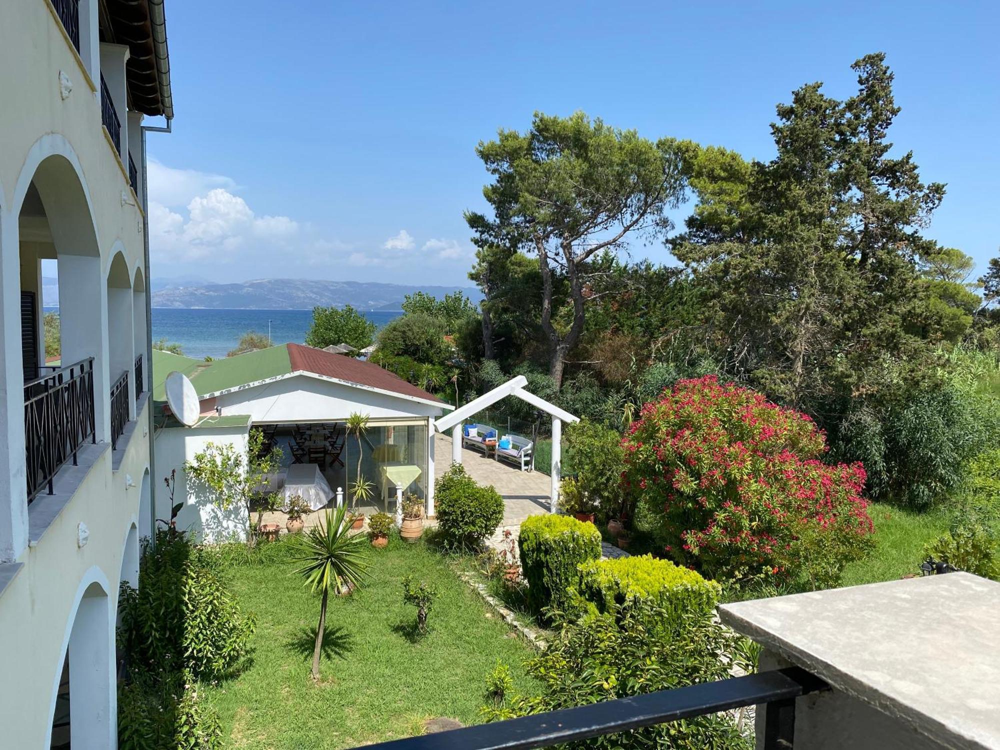 Blue Waves Corfu Apart otel Kávos Dış mekan fotoğraf